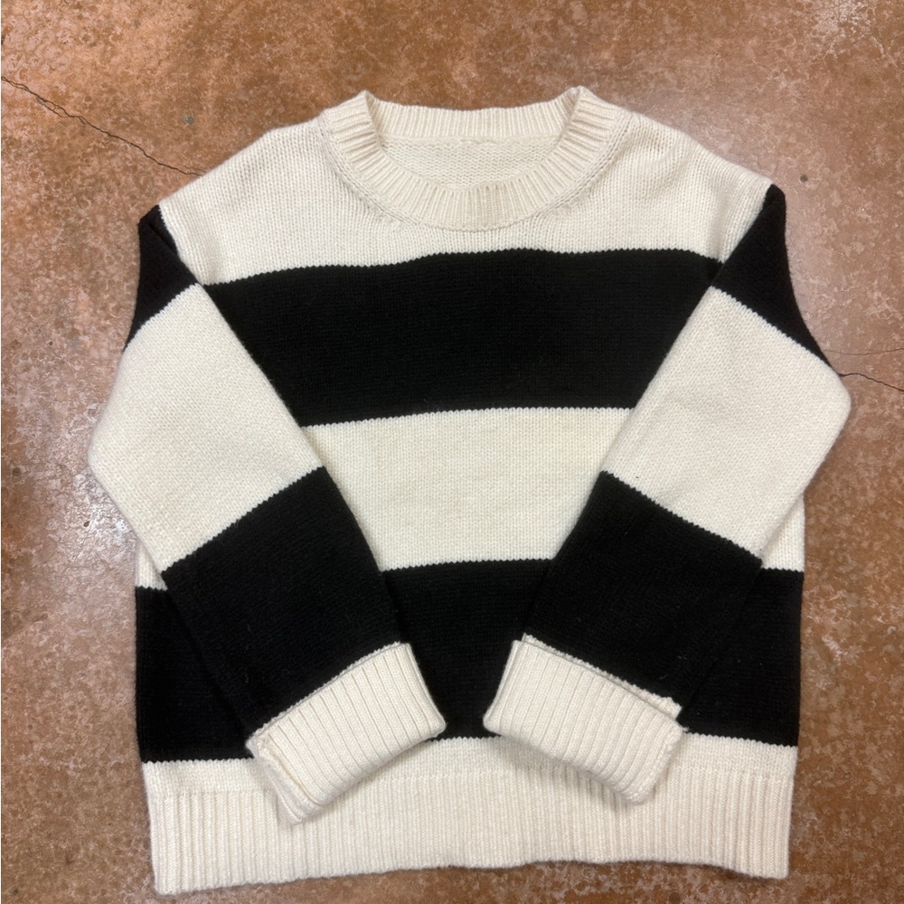 Boutique Black and White Striped Women's Sweater